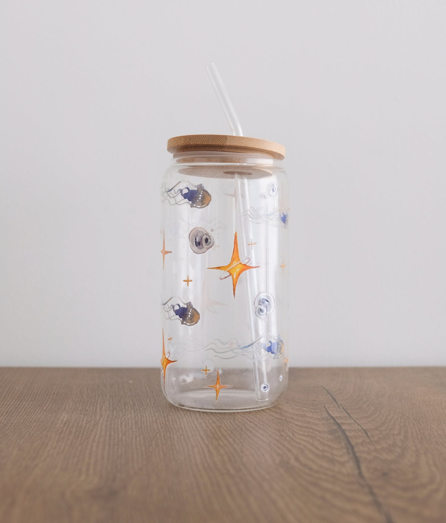 Jellyfish Jar tumbler with bamboo lid and glass straw